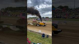 Challenger Pro Stock “Spontaneous Combustion” at Dragway 42 tractor tractorpulling shorts fyp [upl. by Garlanda]