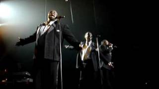 The Temptations quot get readyquot  Casino de Paris Paris March 31 2010 [upl. by Gauldin]