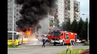 Pożar Autobusu Wrocław Osiedle Sobieskiego 28062012 [upl. by Cointon]