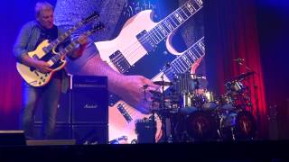 RUSH  Xanadu  R40 Live from Maverik Center Salt Lake City UT July 13 2015 [upl. by Mendel]