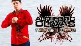 Alfredito Olivas  Piñas En Mano Audio Chingon [upl. by Ardnait]