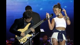 The Best Performance Agnez Mo feat Erwin Gutawa quotBerlebihanquot [upl. by Ycul373]