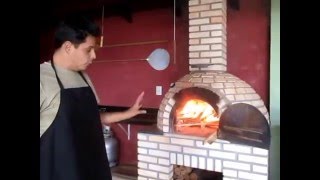 Como usar forno de pizza à lenha [upl. by Faustena568]