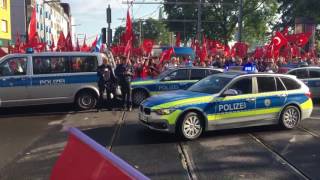 Erdogan Demo Köln  Allahu Akbar  dpe05  Türkische Minister Auto Eskorte Polizei  koeln3107 [upl. by Sualkin]