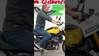 Kawasaki Z900RS Cafe vs Z900RS SE seating position compared [upl. by Adliwa325]