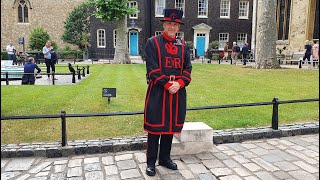 Listen to Andy the Beefeater  Yeoman Warders at Tower of London [upl. by Senzer]