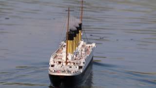 Jörgs Graupner Premium Line RMS Titanic unter Volldampf [upl. by Aipmylo826]