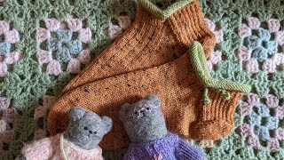 Stitched by Mrs D knitting and crochet podcast episode 36  Pumpkin socks and Autumnal knitting [upl. by Ericksen]