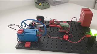 Fischertechnik Pneumatics Blinking Led [upl. by Nonnarb]