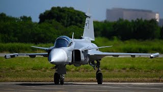 nato forces test Saab JAS 39 Gripen fighter to extreme limits for takeoff [upl. by Stratton242]