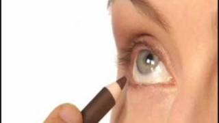 How to Apply Eyeliner  Clinique Eyeliner Pencil [upl. by Whale709]