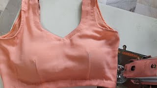 ब्लाउस और कुर्ते में कपस padsकैसे लगाए How to attach cups pad in blouse or kurta [upl. by Yromas]