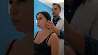 Quando ci sono problematiche relative ai recettori osteopatia chiropractor asmr chiropractic ￼￼ [upl. by Sherill47]