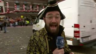 Der Rosenmontagsumzug in Düsseldorf [upl. by Evelyn497]