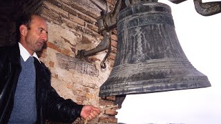 El CAMPANERO Toque de las campanas en la iglesia  Oficios Perdidos  Documental [upl. by Stockton101]