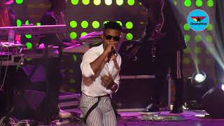 KiDi performs Ofori Amponsahs Puduo at MTN Music Festival [upl. by Kcirneh170]