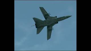 Mildenhall Air Fete 2000 RAF Tornado Display [upl. by Ibrab]