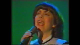 Mireille Mathieu  A Santa Maria 1982 [upl. by Lanaj]