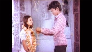 இளம் வயதிலேயே மாஸ் காட்டிய தளபதி விஜய்  Young Actor Thalapathi Vijay Mass Scenes [upl. by Gan]