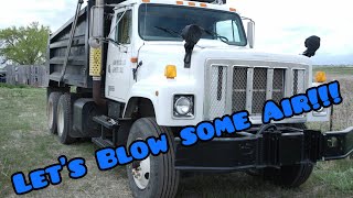 Installing an incab onboard air blow gun in an 03 International 2574 Cummins N14 Dump Truck [upl. by Goldberg]