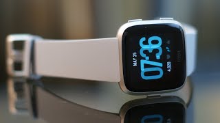 Fitbit Versa review in Hindi  performance amp battery is it worth the price [upl. by Wilbur]