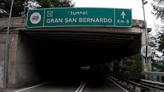 Tunneldurchfahrt Grosser Sankt Bernhard  Italien  Schweiz [upl. by Eikkin]