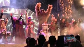 Chewbacca Slave Leia Padme dance to quotHey Yaquot in DanceOff With the Star Wars Stars 2013 [upl. by Alul]