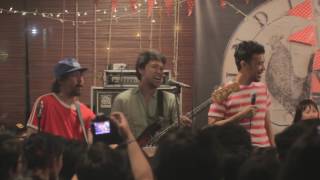 LIVE 20161220 Indische Party  Terkapar Sudah feat Jimi amp Pandu [upl. by Eilsil]