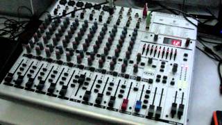 Behringer EURORACK UB1832FXPro [upl. by Namlak947]