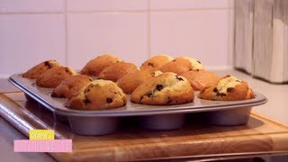 Les Muffins aux Pepites de Chocolat  Claras Kitchenette  Episode 10 [upl. by Mundy934]