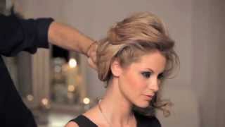 How to create the 1950s updo [upl. by Arag906]