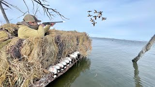 DUCK HUNTING the COLDEST DAY of The Season LIMITED OUT [upl. by Macleod]