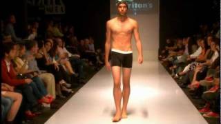 TRITONS TRAJES DE BAÑOS MASCULINOS FASHION SHOW [upl. by Hutchinson533]