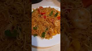 Curry fried rice noodles short satisfrying [upl. by Aissatsana487]