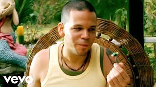 Calle 13  Un Beso de Desayuno Video [upl. by Schalles]