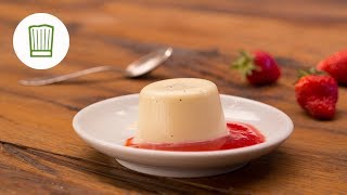 Panna Cotta mit ErdbeerSauce  Chefkochde [upl. by Ashmead]