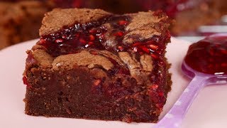 Raspberry Brownies Recipe Demonstration  Joyofbakingcom [upl. by Aznarepse]