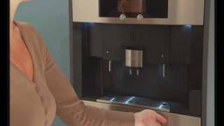 Instructievideo  Reinigen Mielekoffieautomaat CVA 4060 [upl. by Sholem]