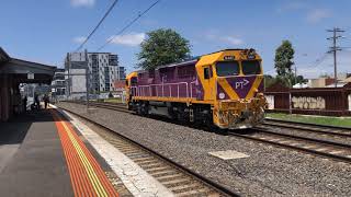 Trains at Middle Footscray 3 [upl. by Brotherson622]