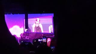 TWICE Canta 7 rings de Ariana Grande 🎤✨ Concierto en México 2024 [upl. by Lyrahc]