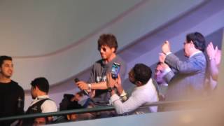 Shahrukh Khan SRK at Seasons Mall [upl. by Aitnauq369]