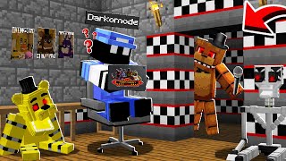 I Worked The NIGHT SHIFT at FAZBEARS PIZZERIA in Minecraft FNAF [upl. by Ahseyn596]