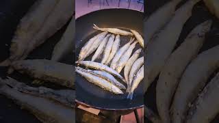 Pan fried capelin fish 煎多春鱼 [upl. by Aseneg]