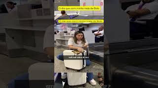 😱😱 Ladki ne airport par suitcase khana shuru kar diya viral khana [upl. by Annaoy]