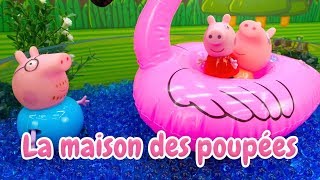 Piscine de Peppa Pig  vidéo en français pour enfants un toboggan [upl. by Mcnamara493]