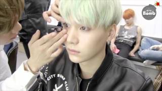 BANGTAN BOMB BTS 방탄소년단 SUGA is trying to wear contact lenses [upl. by Ardnwahsal]