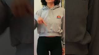 Hoodie zu cropped Hoodie umnähen beginnerfriendly sewingtutorial upcycling [upl. by Eatnod909]