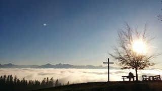 Kleine Serenade  Alphorn Solo  Abendstimmung über den Wolken am Auerberg [upl. by Acceber960]