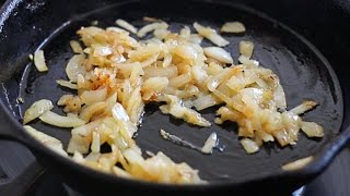 Easy Caramelized Onions For Burgers amp Hot dogs [upl. by Flora]