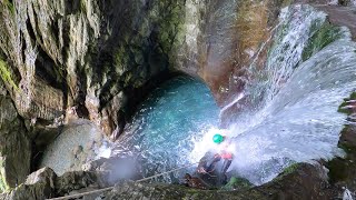 Rappel dans une cascade glaciale  canyoning [upl. by Ahsitak]